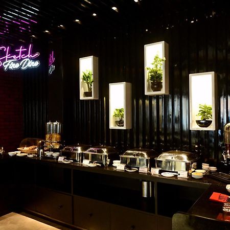 Hotel Trax International Джамшедпур Екстериор снимка