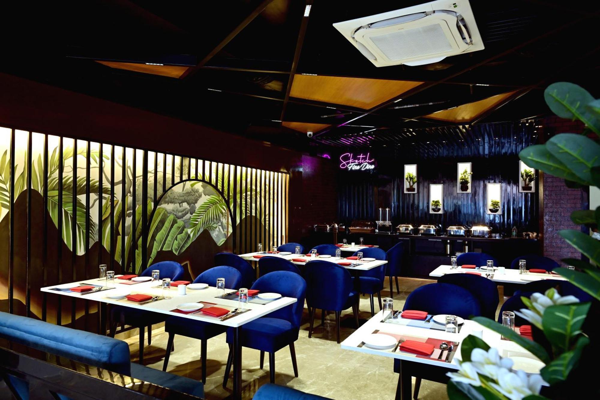 Hotel Trax International Джамшедпур Екстериор снимка