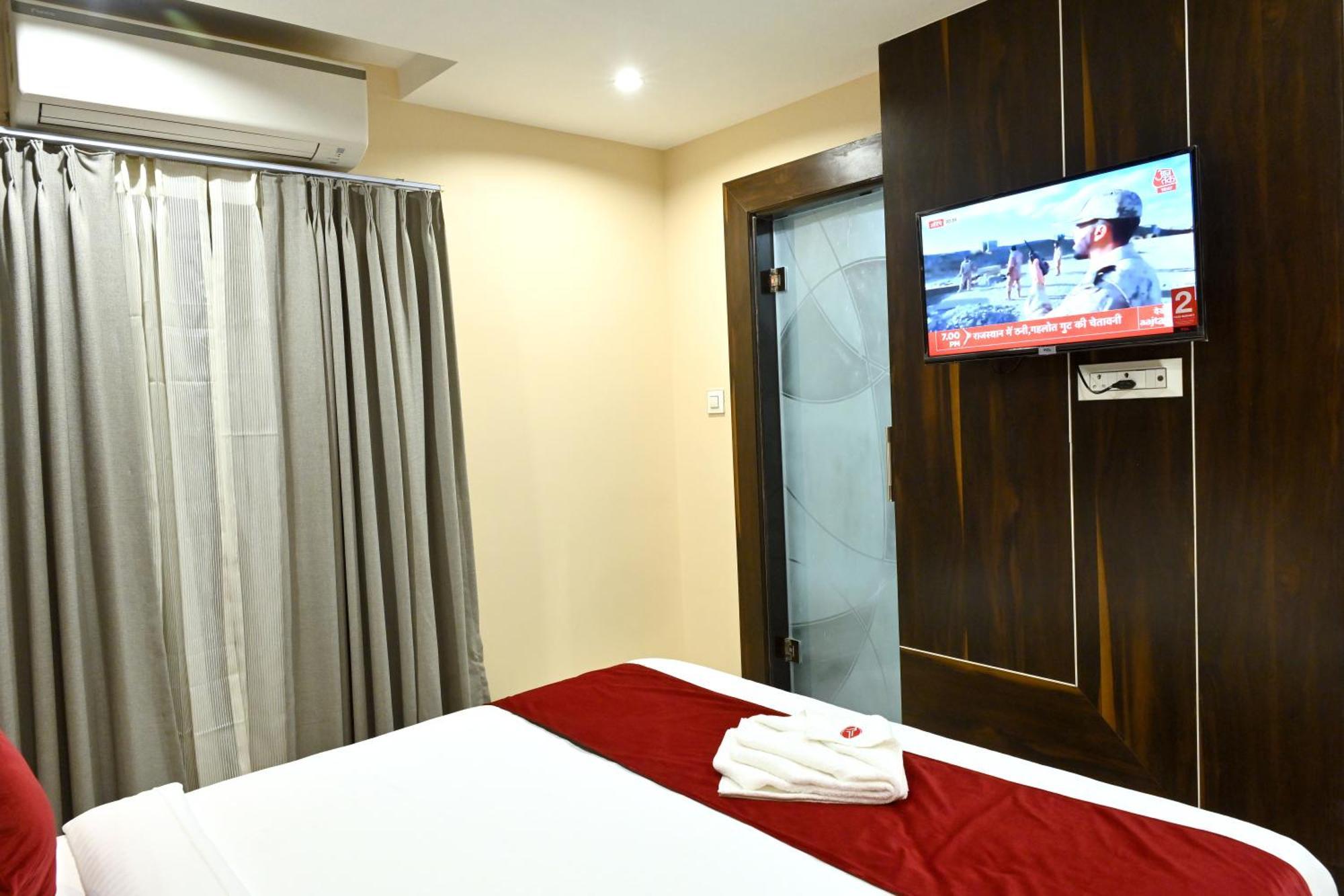 Hotel Trax International Джамшедпур Екстериор снимка