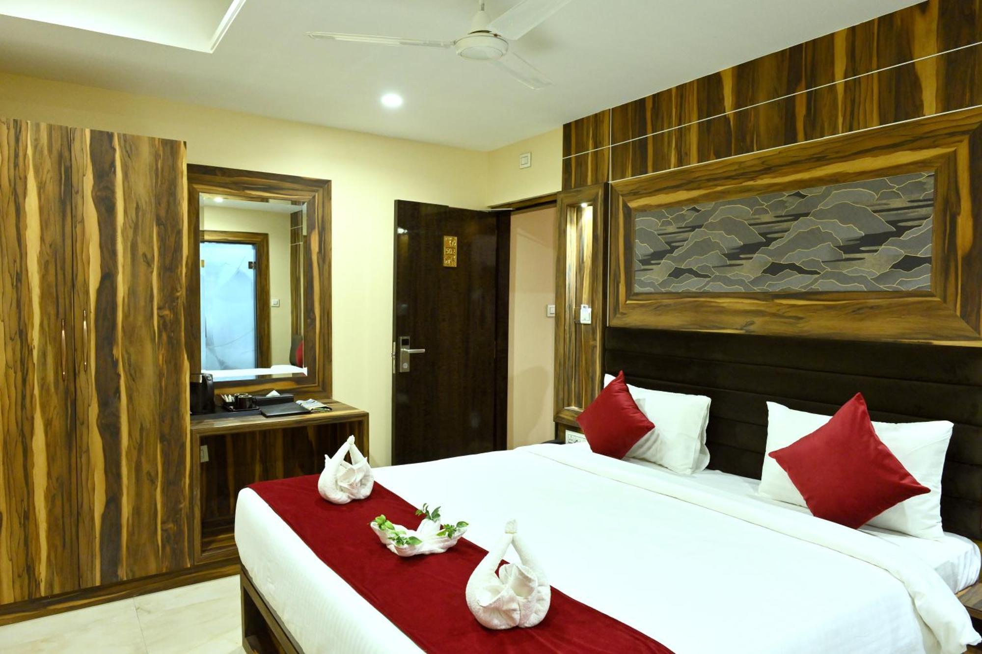 Hotel Trax International Джамшедпур Екстериор снимка