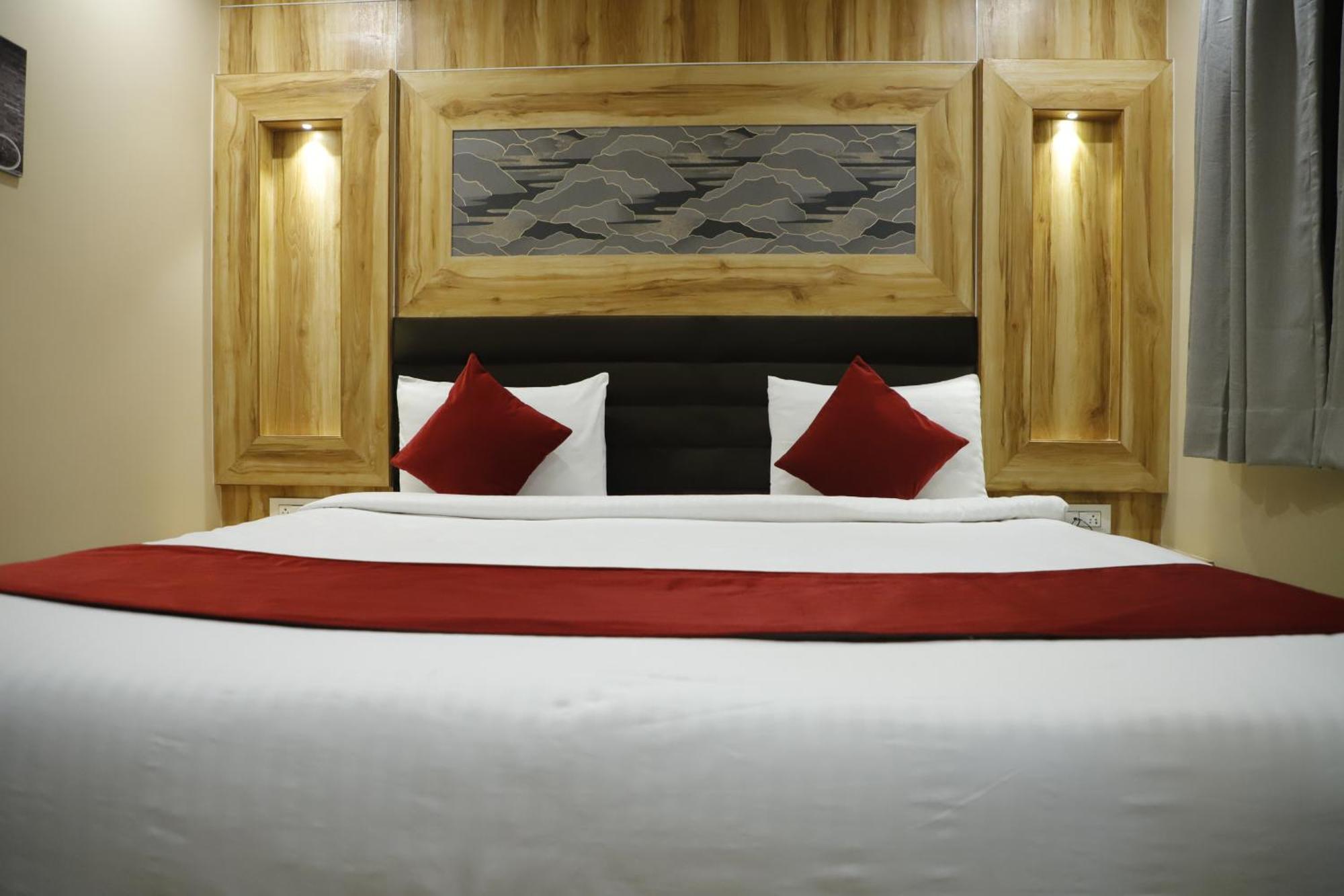 Hotel Trax International Джамшедпур Екстериор снимка